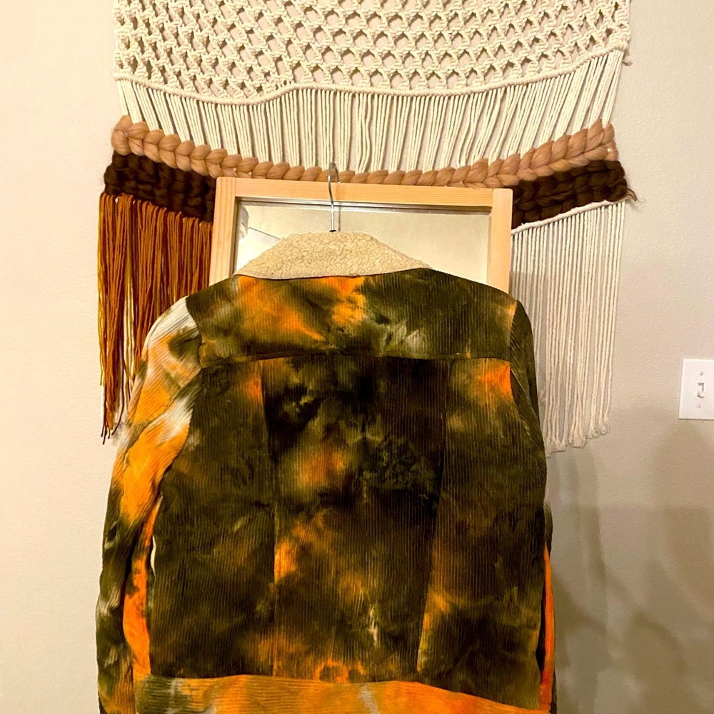 Multi-Colored Light Jacket With Light Fur Lining - image 2